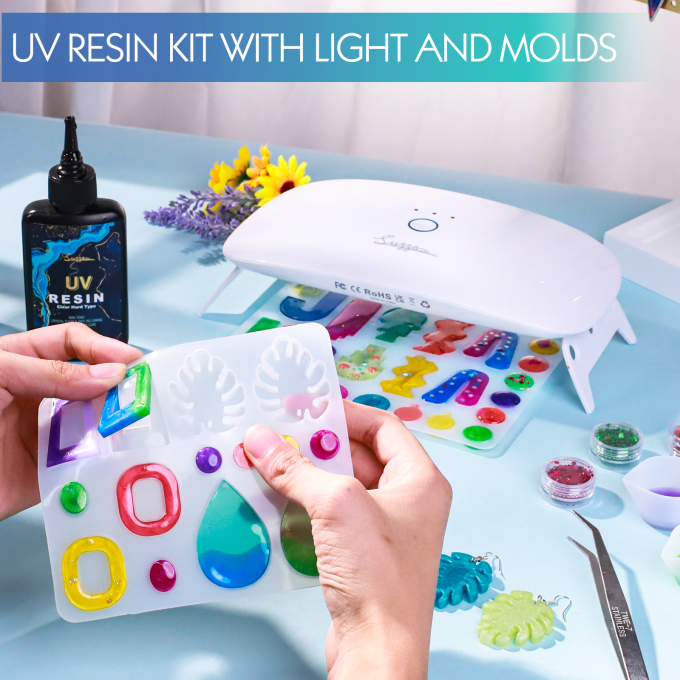 UV Resin Jewelry Making Kit, 300g Crystal Clear UV Resin Kit with Molds, 30w & 22 Lamp Beads UV Resin Light Large for Craft Making Earrings, Necklaces, Keychains